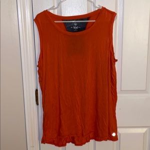 1x strong rise Lularoe coral color